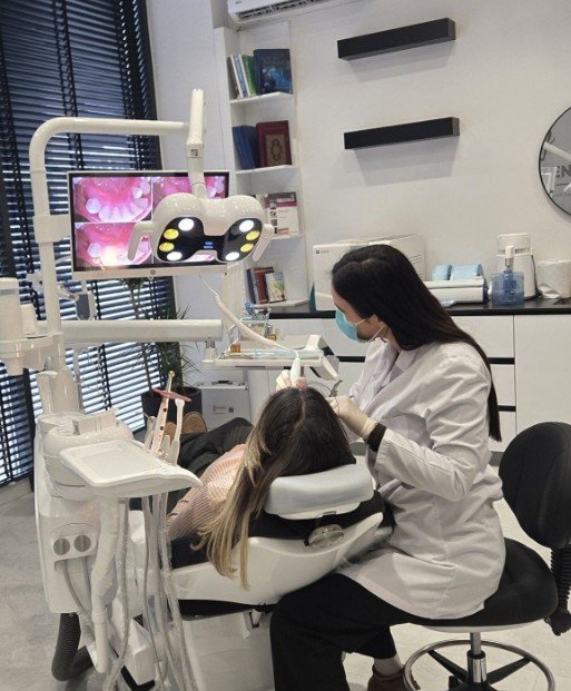 Dr. Spec Manushaqe Ajvazi Jashari